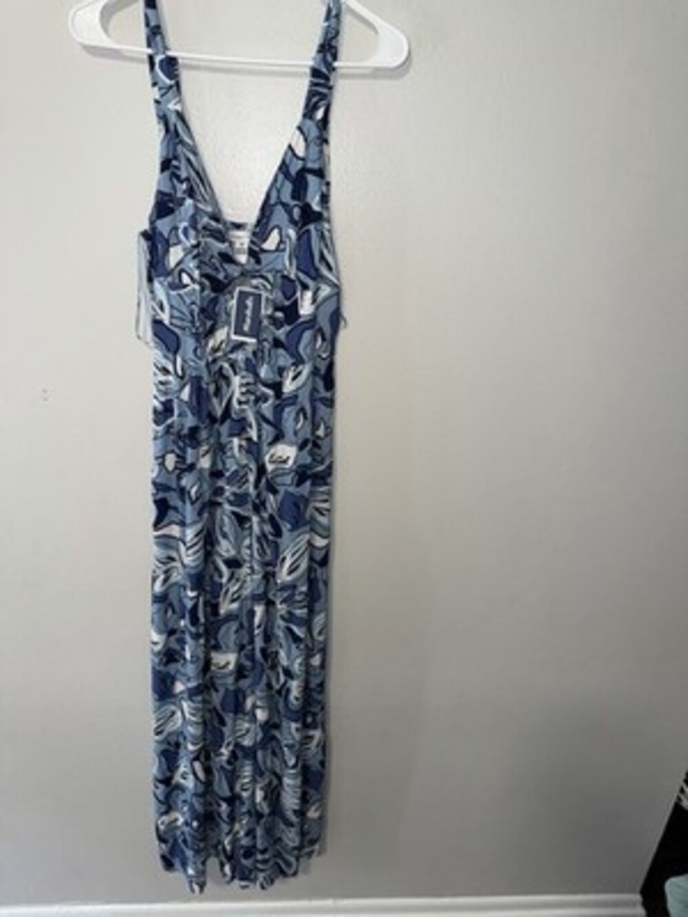Sincerely Jules Blue M Sleeveless Smocked Strappy Abstract Maxi Dress Rayon